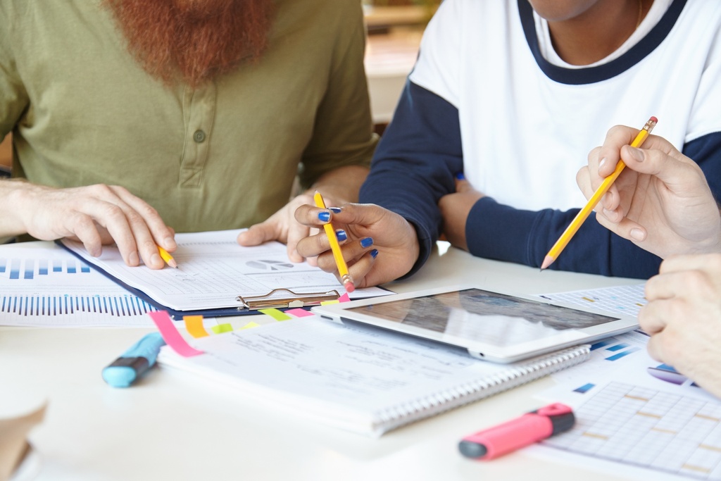 Programación de proyectos educativos en el tiempo libre, ejecución y difusión